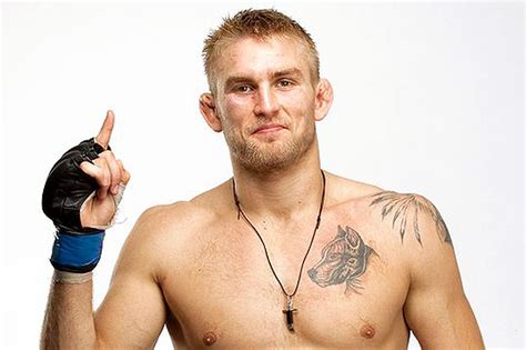 Alexander Gustafsson Shop .